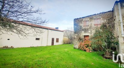 Maison de campagne 3 pièces de 94 m² à AIGONDIGNÉ (79370)