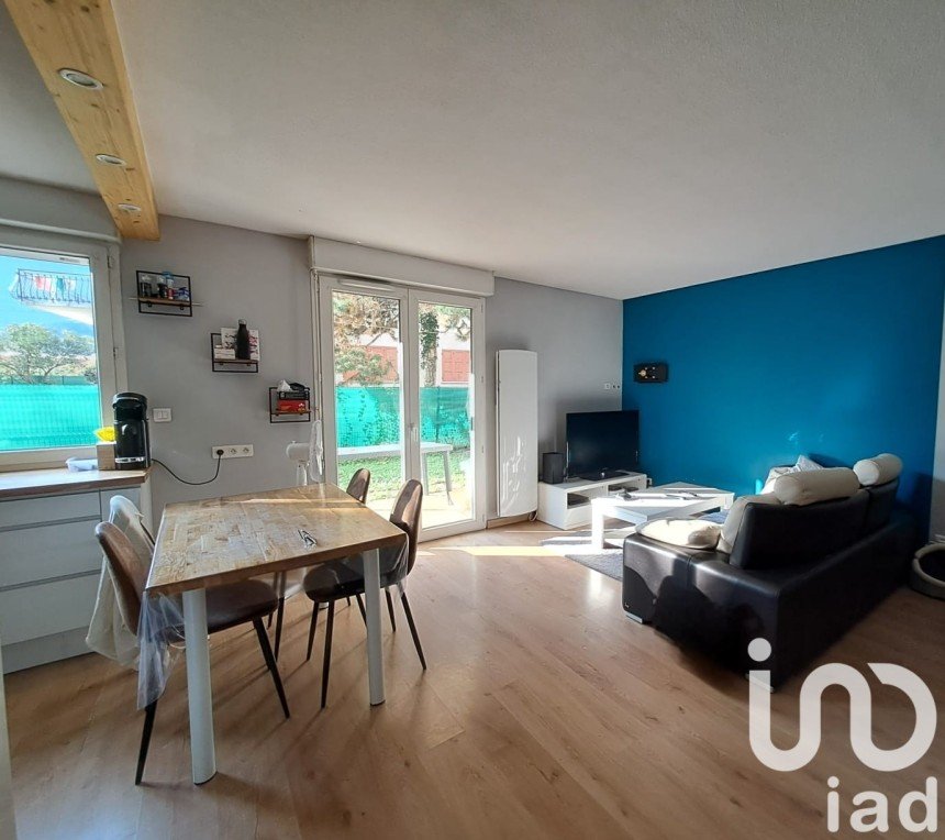 Apartment 3 rooms of 63 m² in Albertville (73200)