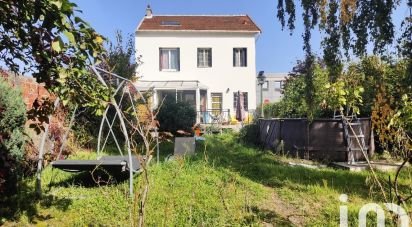 Traditional house 6 rooms of 155 m² in Eaubonne (95600)