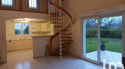 Maison 6 pièces de 137 m² à Saint-Maurice-la-Clouère (86160)