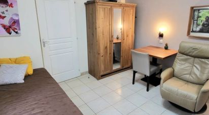 Immeuble de 166 m² à Jonzac (17500)