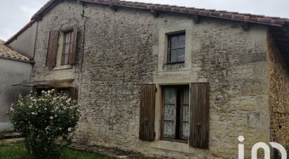 Traditional house 3 rooms of 114 m² in Pamproux (79800)