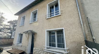 Maison 5 pièces de 114 m² à VAL-DE-BONNIEURE (16230)