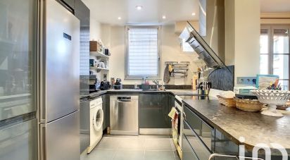 Apartment 3 rooms of 64 m² in Paris (75018)