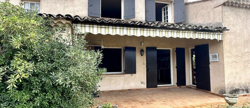 Traditional house 5 rooms of 127 m² in Grasse (06130)