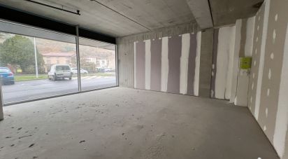 Retail property of 171 m² in Cahors (46000)