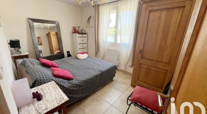 Traditional house 3 rooms of 77 m² in Six-Fours-les-Plages (83140)