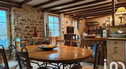 Traditional house 4 rooms of 107 m² in Ploërdut (56160)