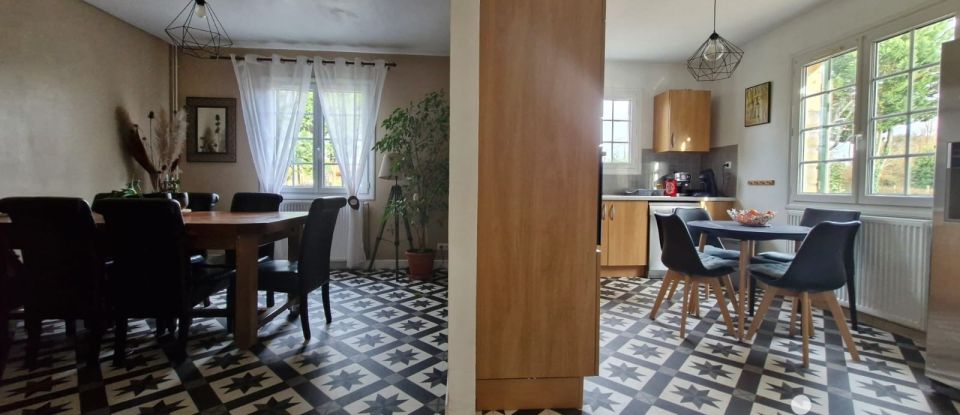 Maison 5 pièces de 173 m² à Port-Sainte-Foy-et-Ponchapt (33220)