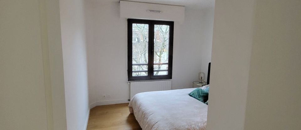 Apartment 3 rooms of 67 m² in Paris (75012)