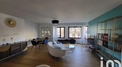 Apartment 3 rooms of 67 m² in Paris (75012)