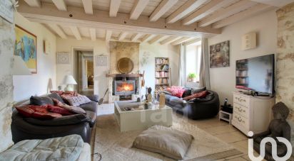 Maison 6 pièces de 144 m² à Bazoches-les-Gallerandes (45480)