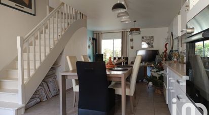 House 4 rooms of 79 m² in Pontivy (56300)