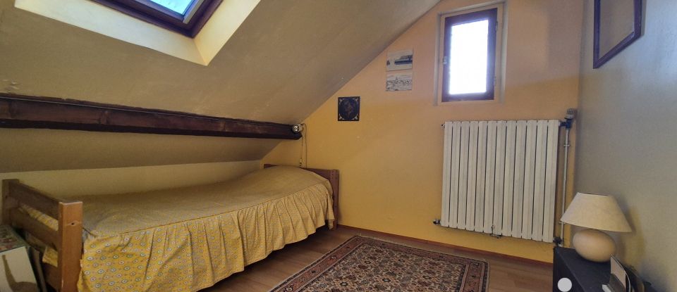 Maison 5 pièces de 90 m² à Pont-sur-Yonne (89140)