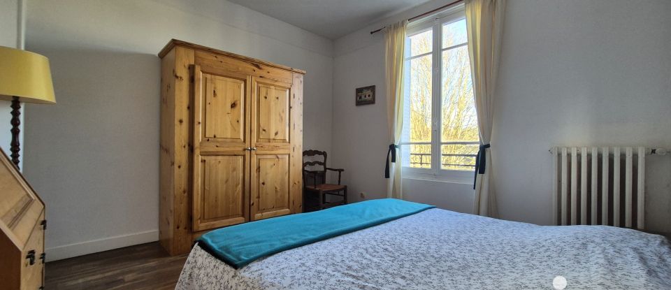 Maison 5 pièces de 90 m² à Pont-sur-Yonne (89140)