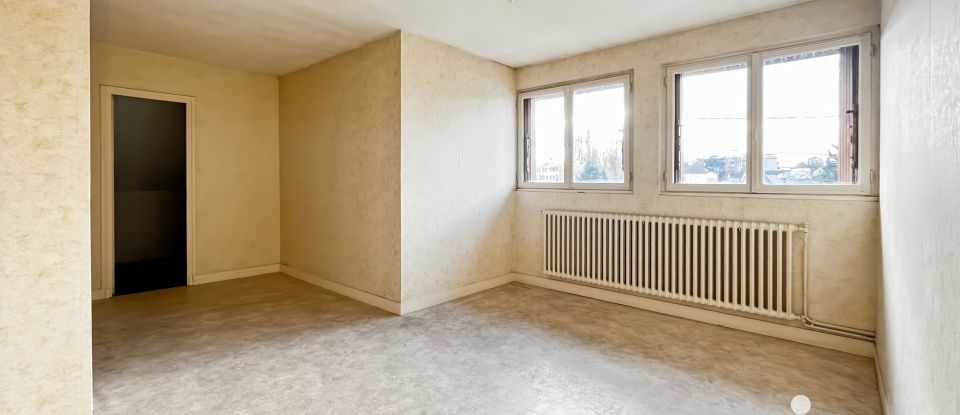 Maison traditionnelle 7 pièces de 200 m² à Sarcelles (95200)