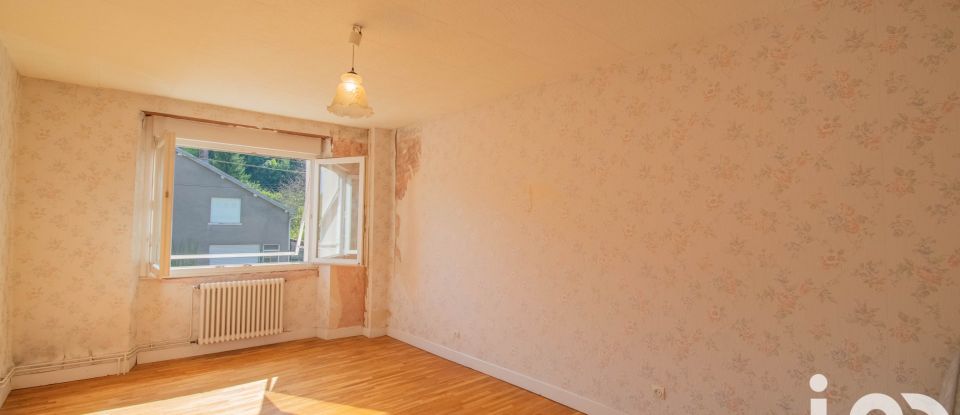 Town house 4 rooms of 127 m² in Saint-Maurice-Colombier (25260)