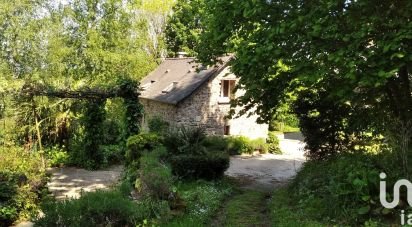 Country house 9 rooms of 185 m² in Champéon (53640)