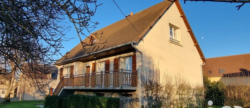 Maison traditionnelle 6 pièces de 145 m² à Port-en-Bessin-Huppain (14520)