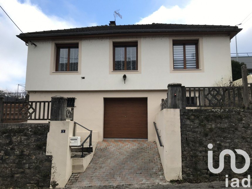 Traditional house 4 rooms of 80 m² in Montmorot (39570)