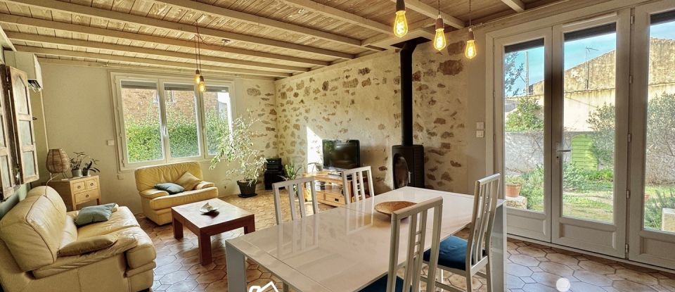 Traditional house 4 rooms of 105 m² in Saint-André-de-Roquelongue (11200)