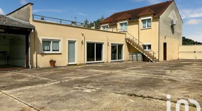 Maison 7 pièces de 450 m² à Moissy-Cramayel (77550)