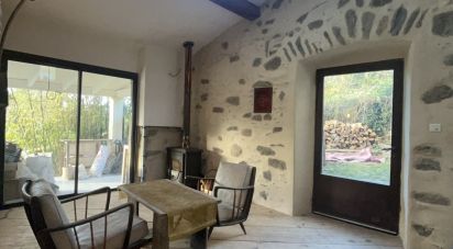 Traditional house 4 rooms of 126 m² in Montlaur (11220)