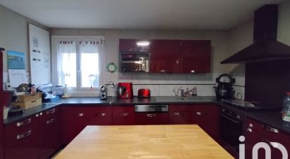 Maison de campagne 6 pièces de 141 m² à Saint-Christophe-du-Jambet (72170)