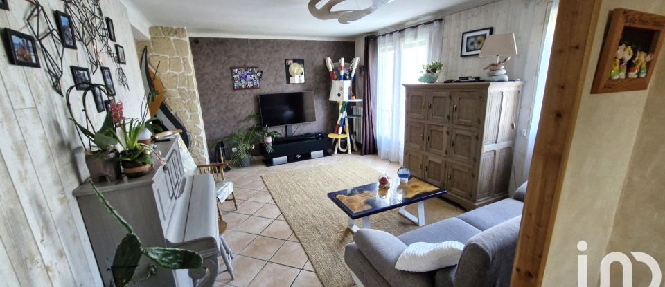 Traditional house 6 rooms of 150 m² in Villeneuve-le-Roi (94290)