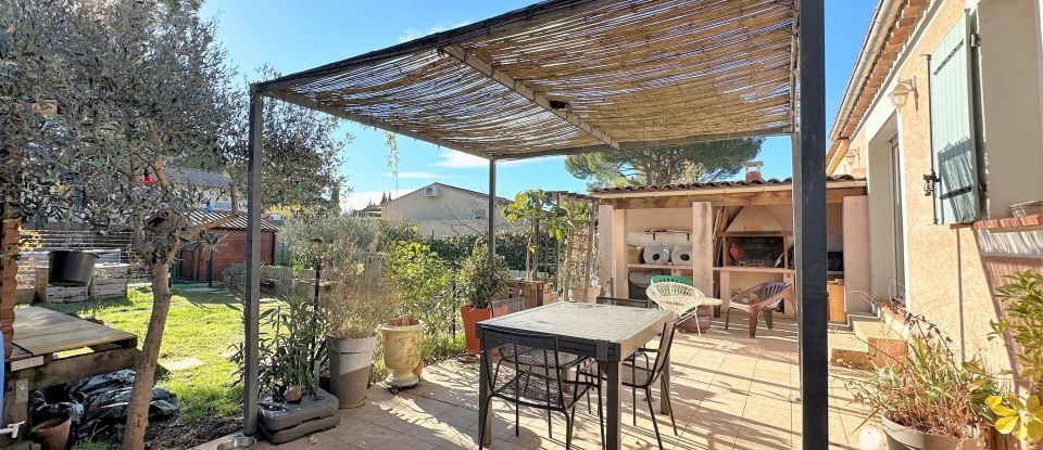 Maison 5 pièces de 106 m² à Castillon-du-Gard (30210)