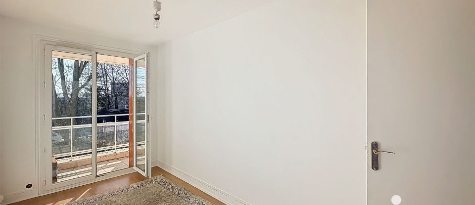 Appartement 4 pièces de 80 m² à Suresnes (92150)