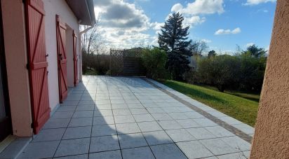 House 8 rooms of 181 m² in Reventin-Vaugris (38121)