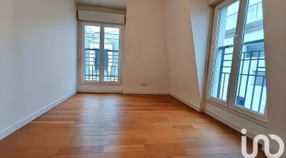 Triplex 4 rooms of 97 m² in Puteaux (92800)