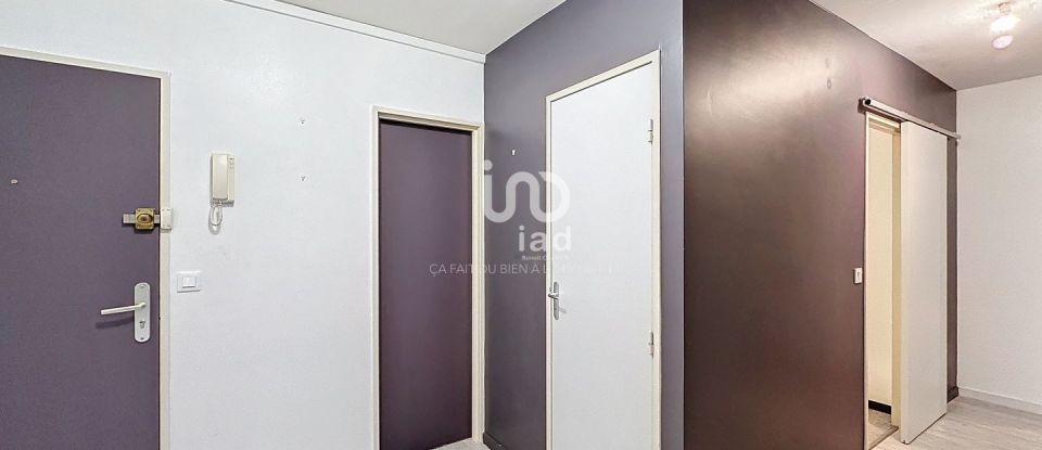 Appartement 3 pièces de 69 m² à Reims (51100)