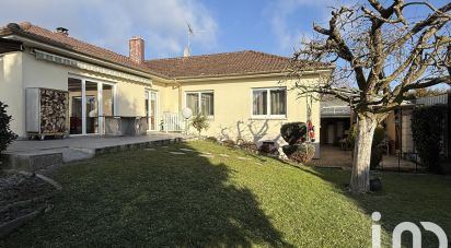 Maison 7 pièces de 220 m² à Burnhaupt-le-Bas (68520)