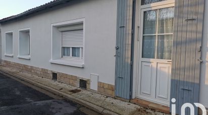 Traditional house 5 rooms of 150 m² in Marans (17230)