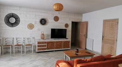 Traditional house 5 rooms of 150 m² in Marans (17230)