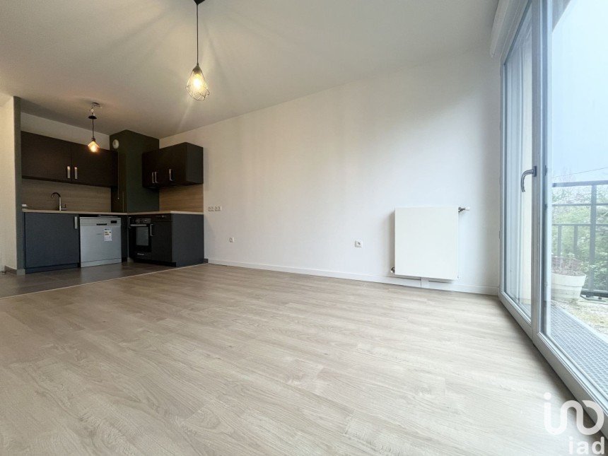 Apartment 2 rooms of 40 m² in Domont (95330)