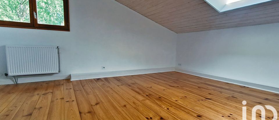 Maison 6 pièces de 141 m² à Lapeyrouse-Fossat (31180)