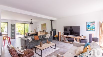 Maison 6 pièces de 149 m² à Carrières-sur-Seine (78420)