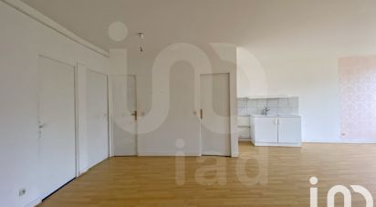 Appartement 3 pièces de 65 m² à Ancy-le-Franc (89160)