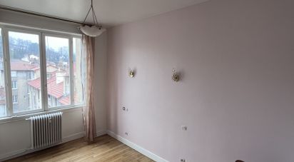 Appartement 3 pièces de 70 m² à Saint-Étienne (42100)