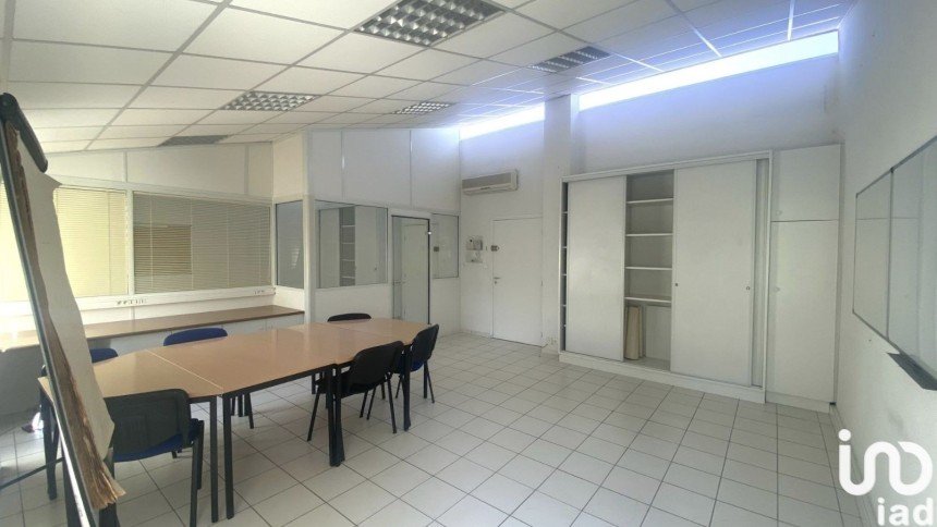 Bureaux de 57 m² à Nîmes (30900)