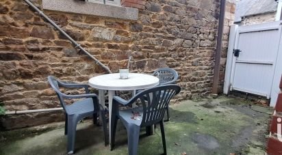 House 8 rooms of 141 m² in Lamballe (22400)