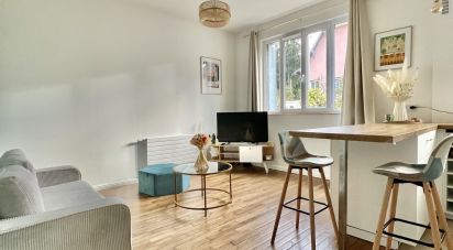 Apartment 2 rooms of 35 m² in Sèvres (92310)