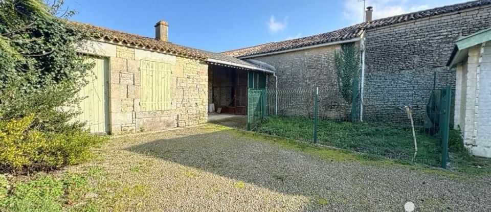 House 6 rooms of 175 m² in Maillé (85420)