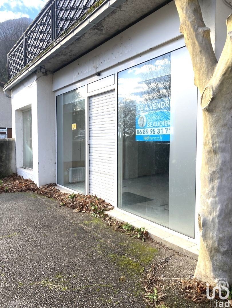 Murs commerciaux de 94 m² à Noyarey (38360)