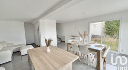 Maison 4 pièces de 83 m² à Saint-Chamond (42400)