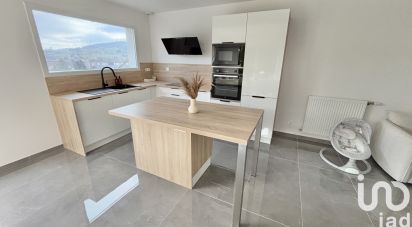 Maison 4 pièces de 83 m² à Saint-Chamond (42400)