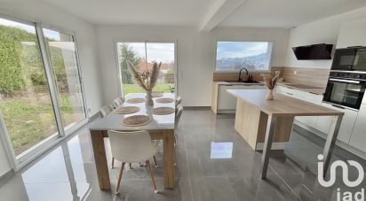 Maison 4 pièces de 83 m² à Saint-Chamond (42400)